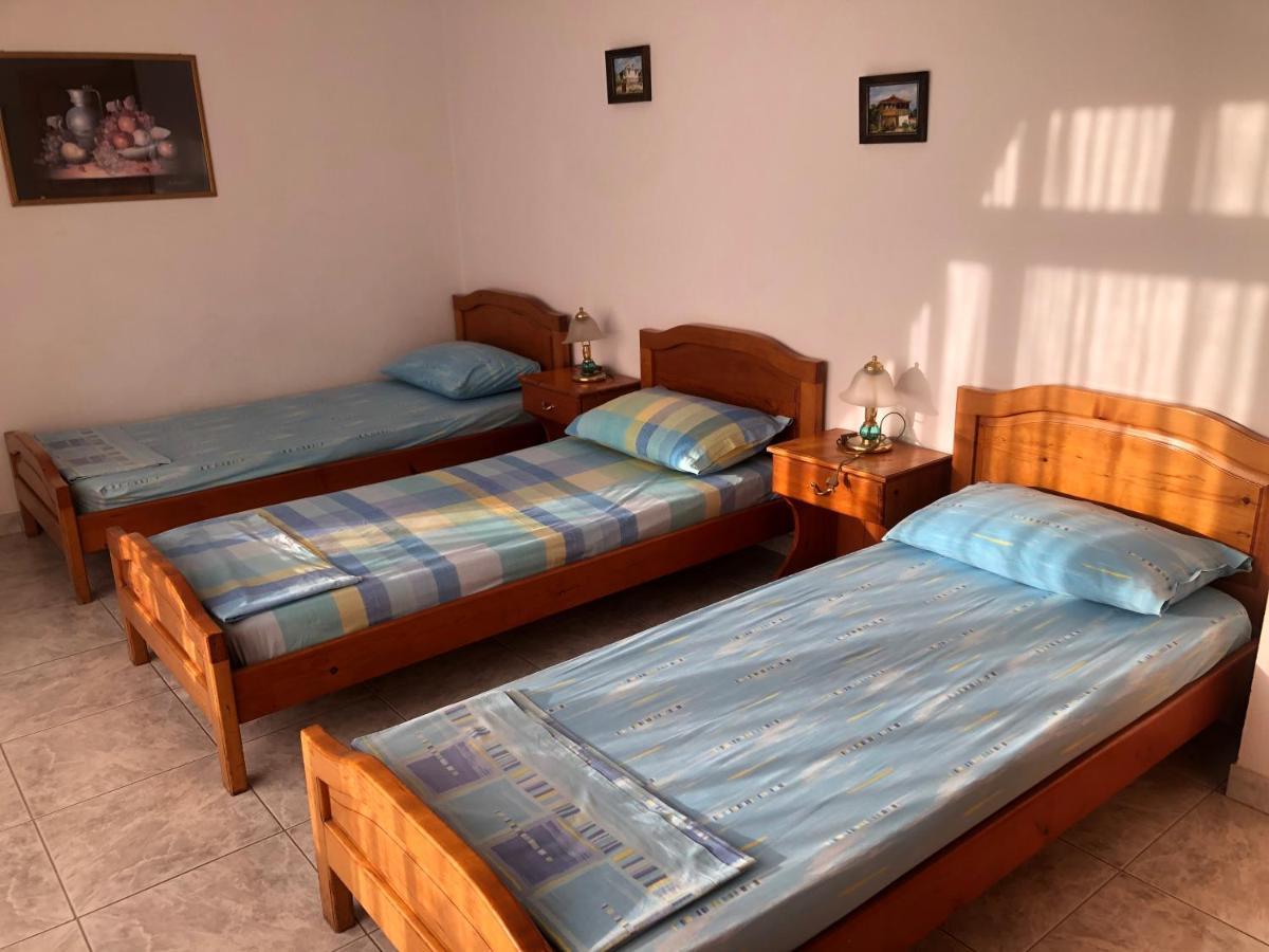 Villa Pepeto Durres Albania Exterior photo